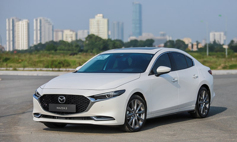 Giá xe Mazda Mazda 3 dòng sedan hạng C thương hiệu Nhật như Civic và Altis