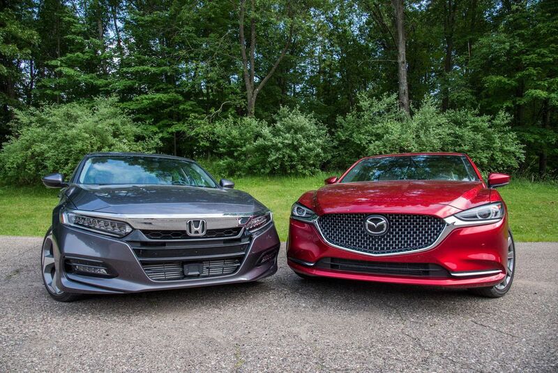 So sánh xe Honda Accord và Mazda6