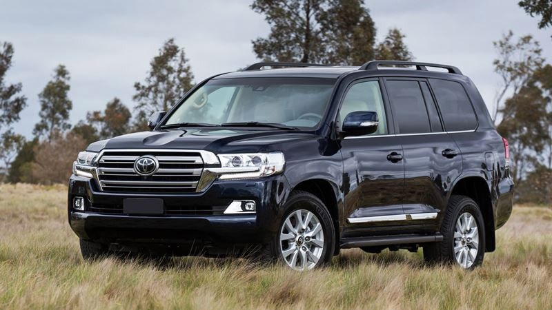 Có nên mua xe Toyota Land Cruiser 2019 cũ không?