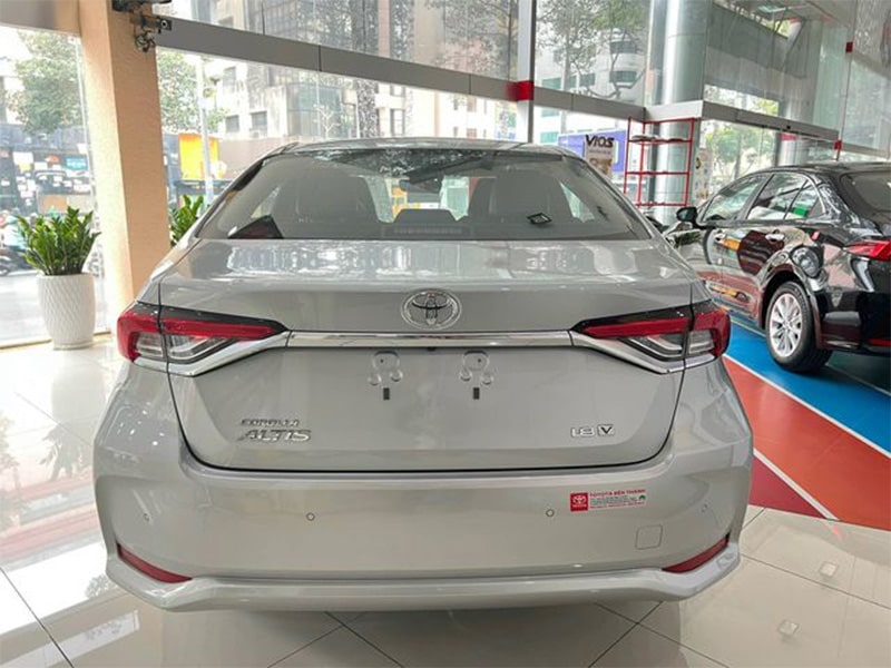 Đánh giá ngoại thất đuôi xe Toyota Corolla Altis 2023