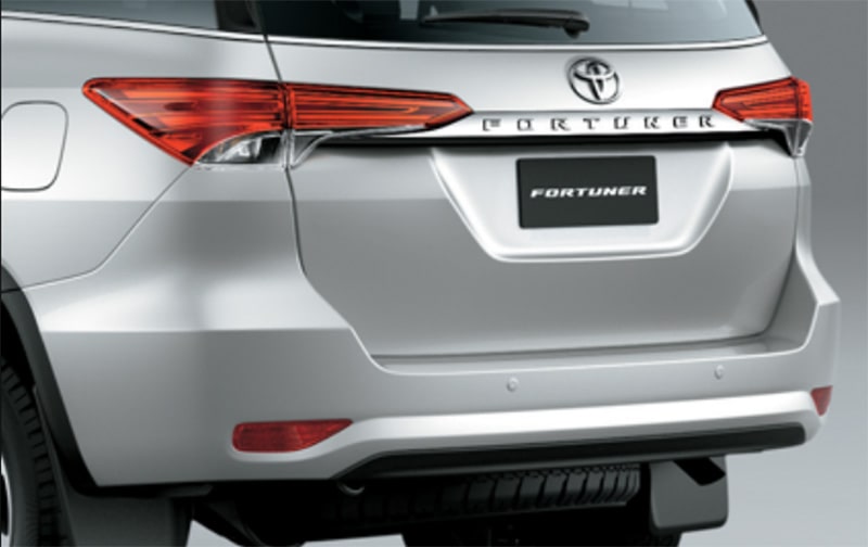 Đánh giá ngoại thất đuôi xe Toyota Fortuner 2018