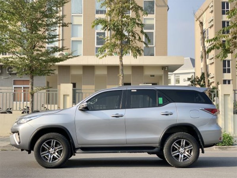 Đánh giá ngoại thất thân xe Toyota Fortuner 2019