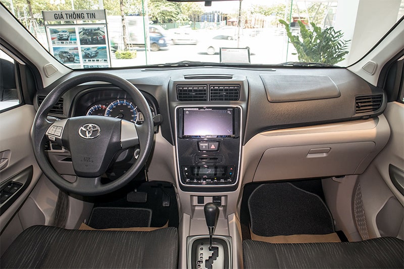 Đánh giá nội thất xe Toyota Avanza 2020