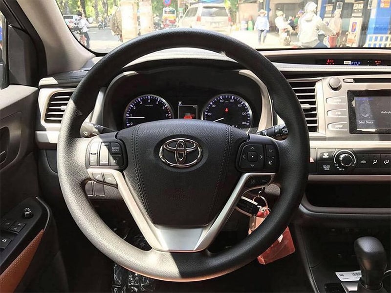 Đánh giá nội thất xe Toyota Highlander 2018