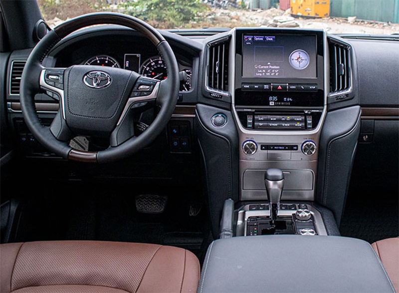 Đánh giá tiện nghi xe Toyota Land Cruiser 2020