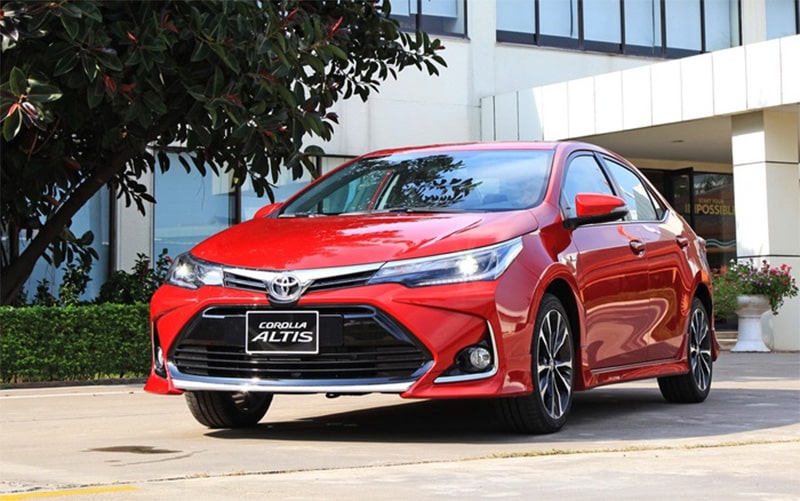 Đánh giá Toyota Corolla Altis 2020