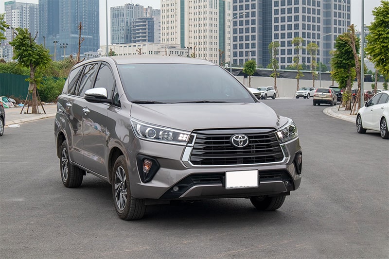 Đánh giá Toyota Innova 2021