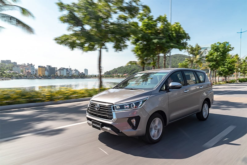 Đánh giá Toyota Innova 2022