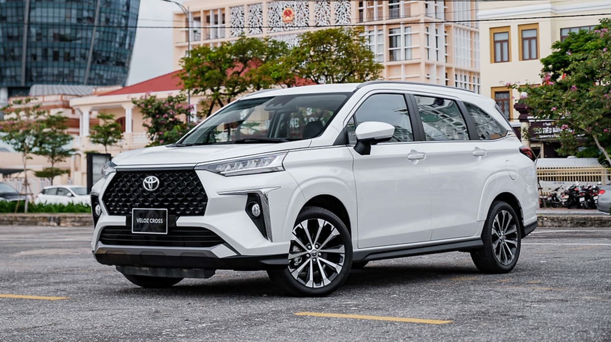 Đánh giá Toyota Veloz 2022