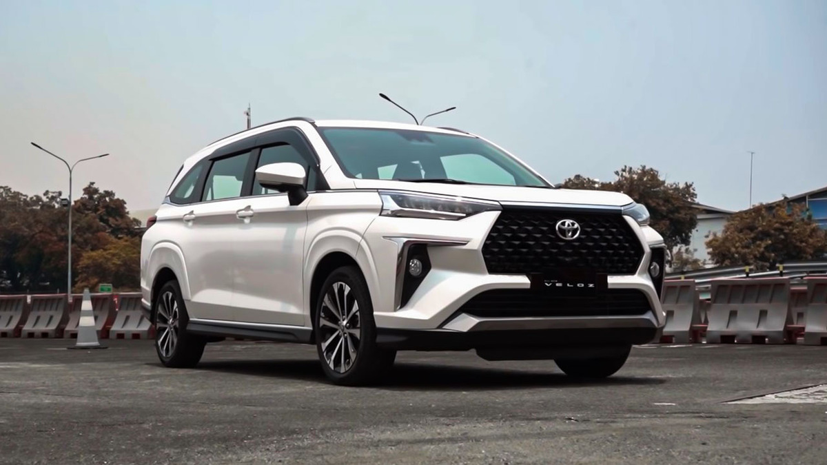 Đánh giá Toyota Veloz 2023