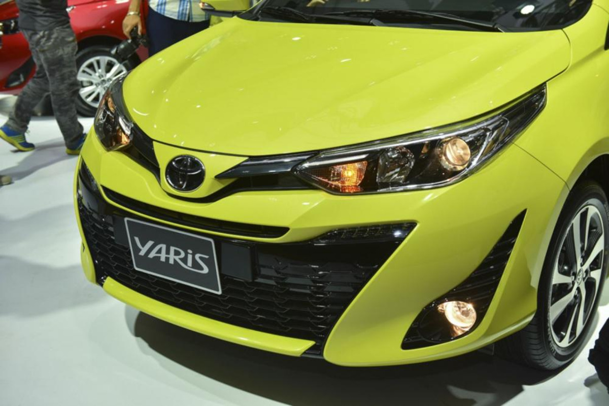 Đầu xe Toyota Yaris 2019 có thiết kế áp dụng ngôn ngữ thiết kế Keen Look hiện đại