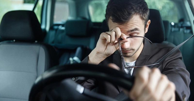 Mỏi mắt, giảm thị lực là bệnh thường mắc của tài xế