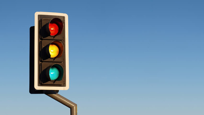 Nắm rõ quy tắc dừng xe qua tín hiệu đèn giao thông để đảm bảo an toàn