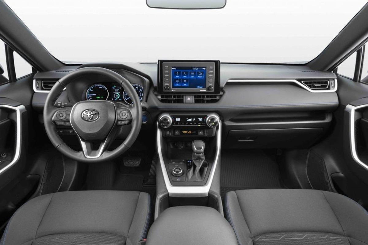 Nội thất của Toyota Rav4 được thiết kế với chất liệu cao cấp và tinh tế