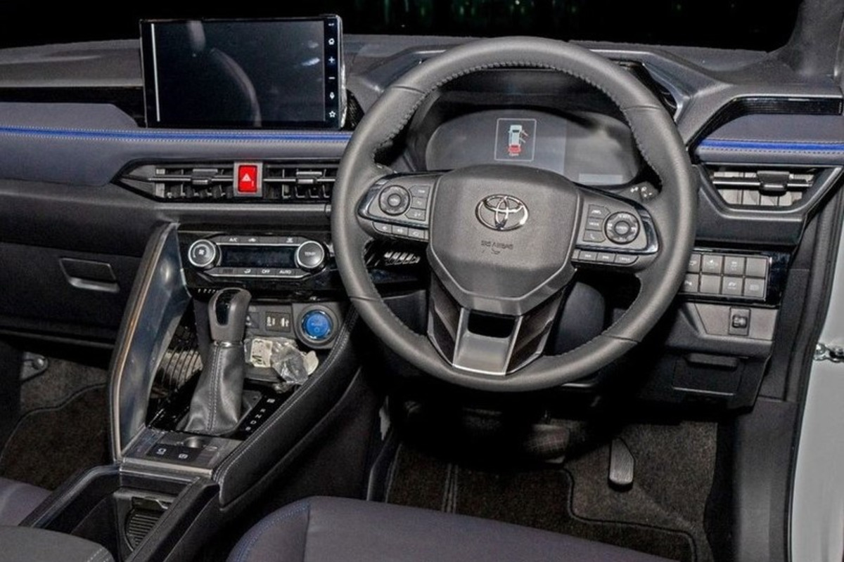 Toyota Yaris 2023 được trang bị màn hình cảm ứng 7 inch của Pioneer