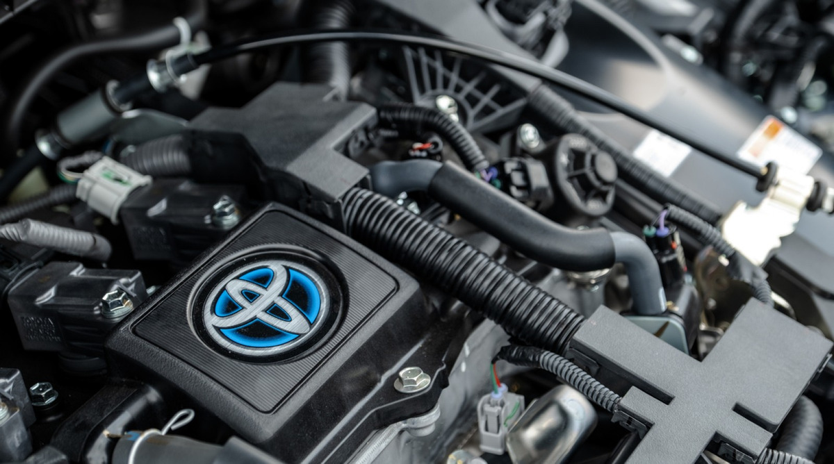 Toyota RAV4 LE 2020 được trang bị động cơ xăng dung tích 2.5L, 4 xi-lanh