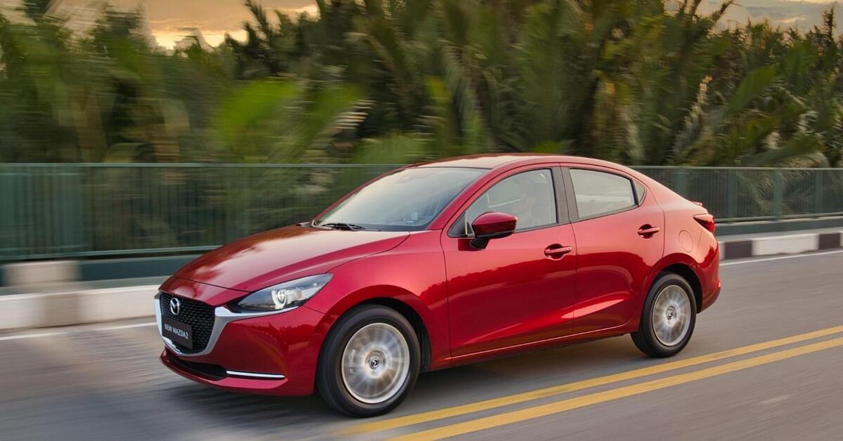 Lái Mazda 2 bản 2019 tự tin với nhiều tính năng an toàn