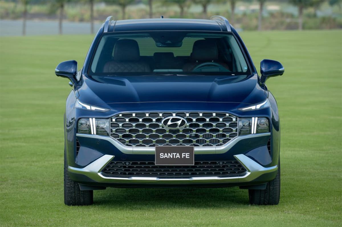 Ngoại thất đầu xe Hyundai SantaFe 2022