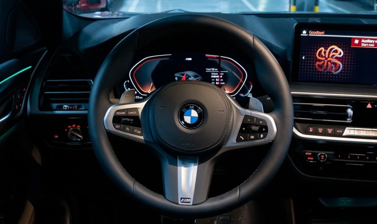 BMW X4 mới được trang bị màn hình trung tâm kích thước 12,3 inch