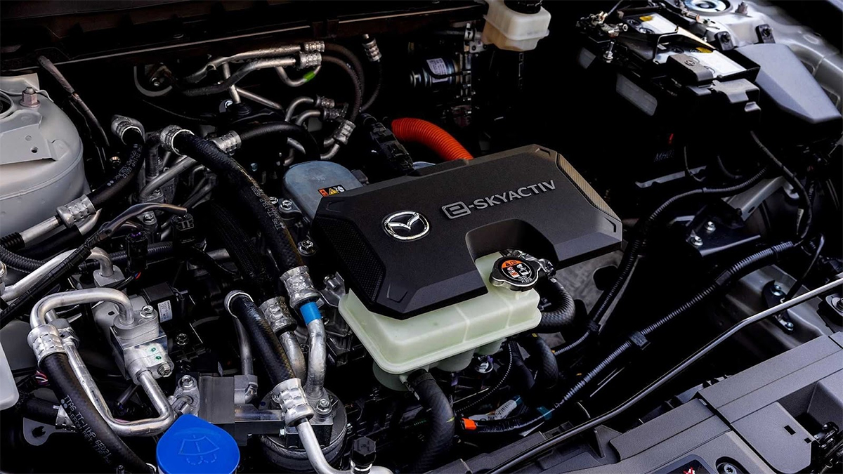 Mazda MX-30 2023 sử dụng động cơ điện cầu trước kết hợp pin lithium-ion 35,5 kWh
