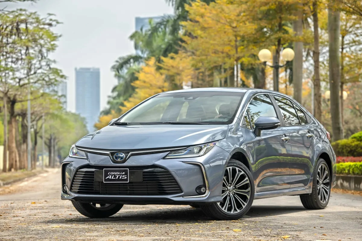 Mẫu xe Toyota Corolla Altis 1.8HEV Hybrid