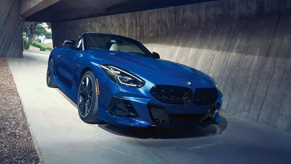 BMW Z4 Roadster mang lại trải nghiệm lái tuyệt vời với hiệu suất vận hành mạnh mẽ