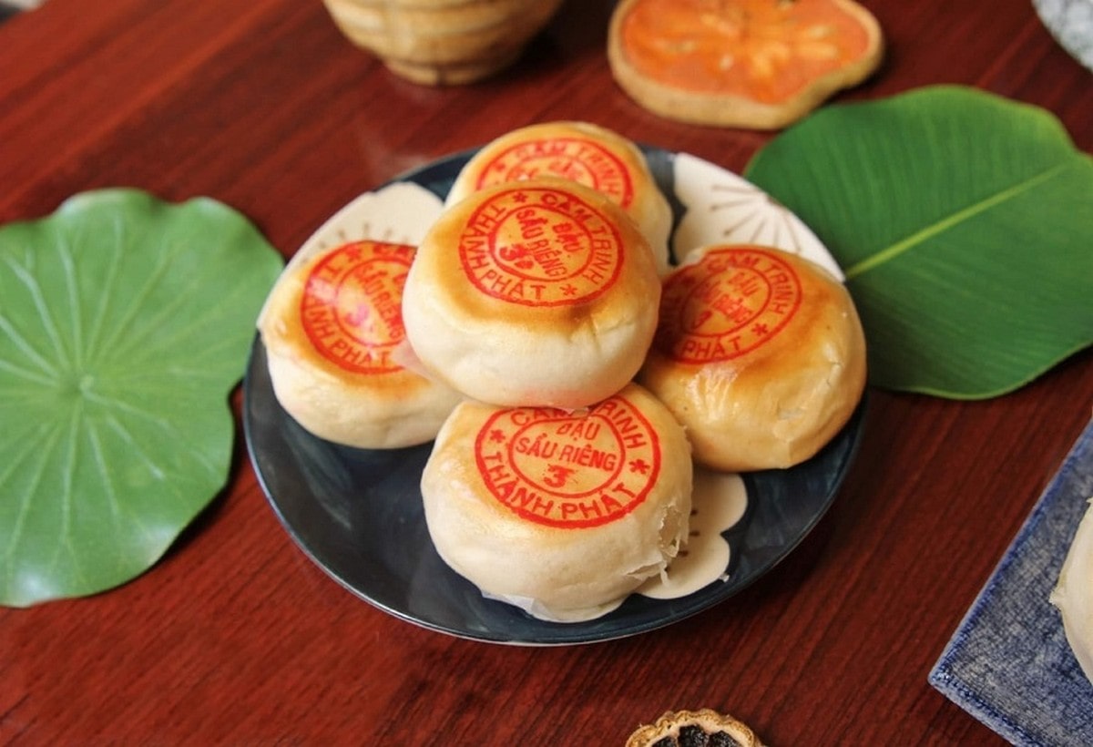 Du lịch Sóc Trăng: Trọn bộ kinh nghiệm ăn chơi – Tham quan – Nghỉ dưỡng từ A đến Z Bánh pía Sóc Trăng