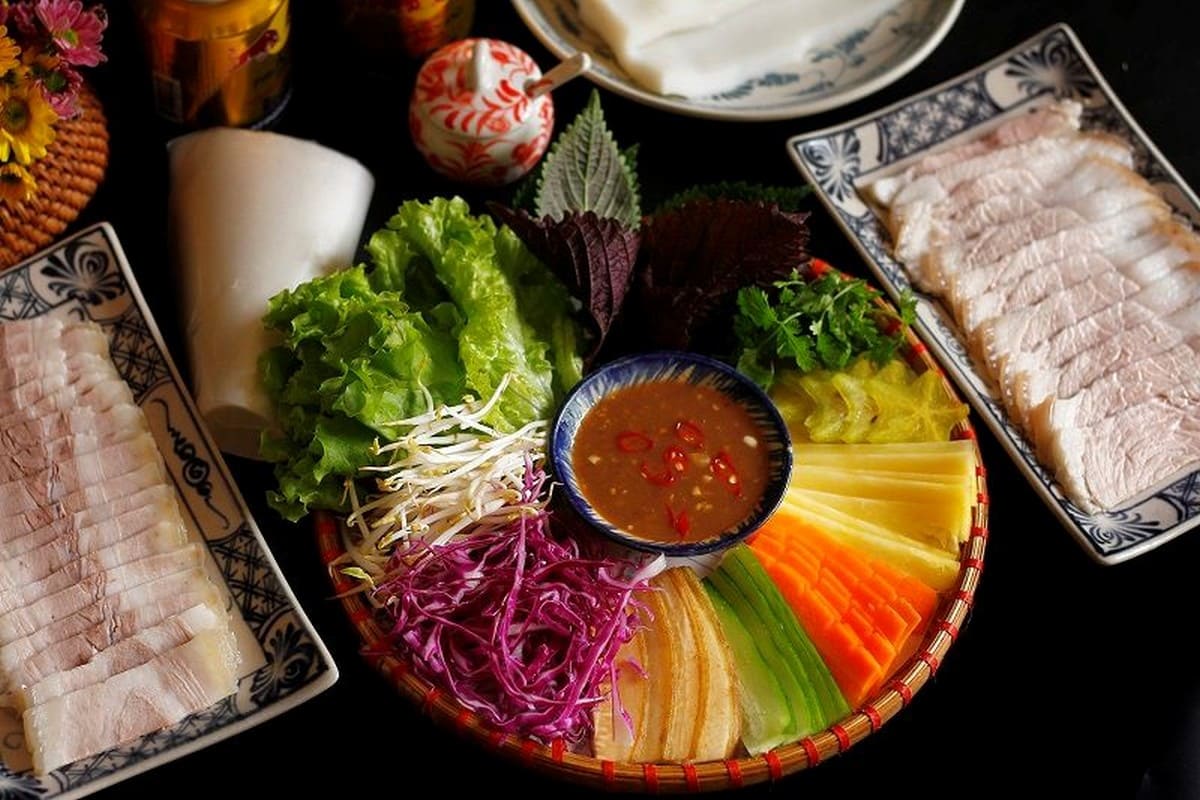 Bánh tráng cuốn thịt heo Đà Nẵng Bánh tráng cuốn thịt heo Đà Nẵng