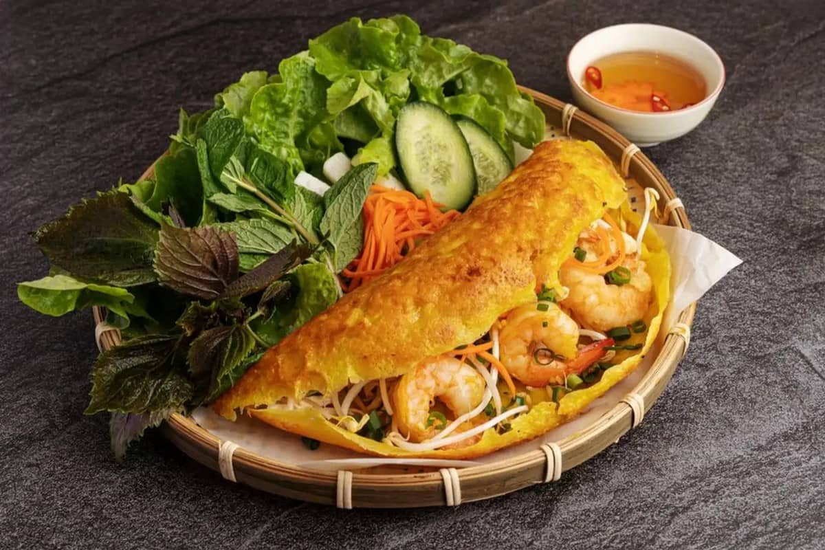 Du lịch TP.HCM: Trải nghiệm những hành trình đầy màu sắc Bánh xèo miền Tây