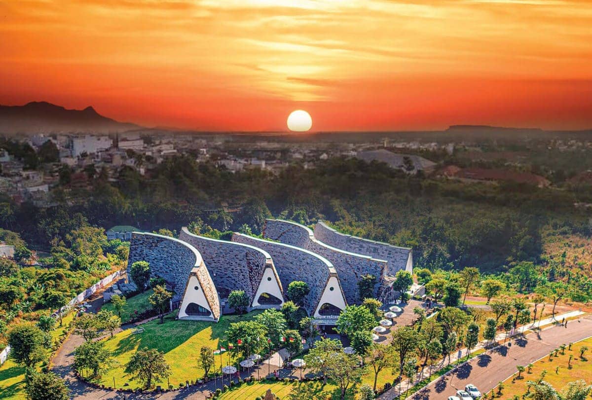Du Lịch Đắk Lắk: List Check-in Cực Chill Cho Team Thích Phiêu Bảo tàng Cà phê Thế giới