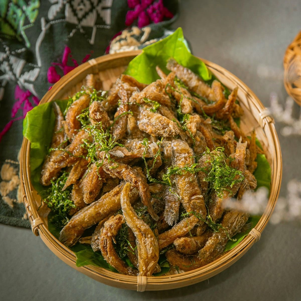 Cá suối chiên giòn Cá suối chiên giòn