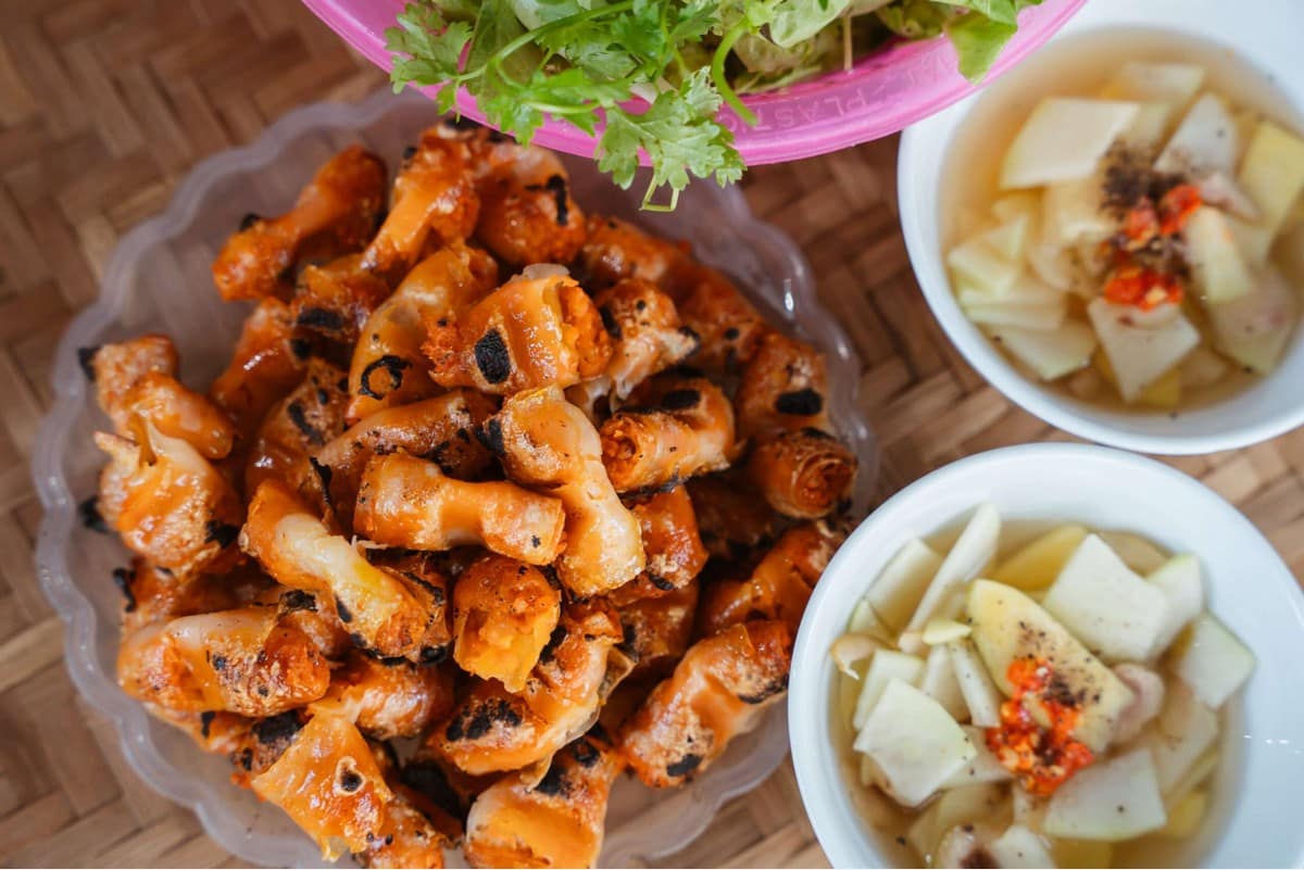 Du lịch Thanh Hóa: Trọn bộ kinh nghiệm ăn – chơi – nghỉ không thể bỏ lỡ Chả tôm Thanh Hóa