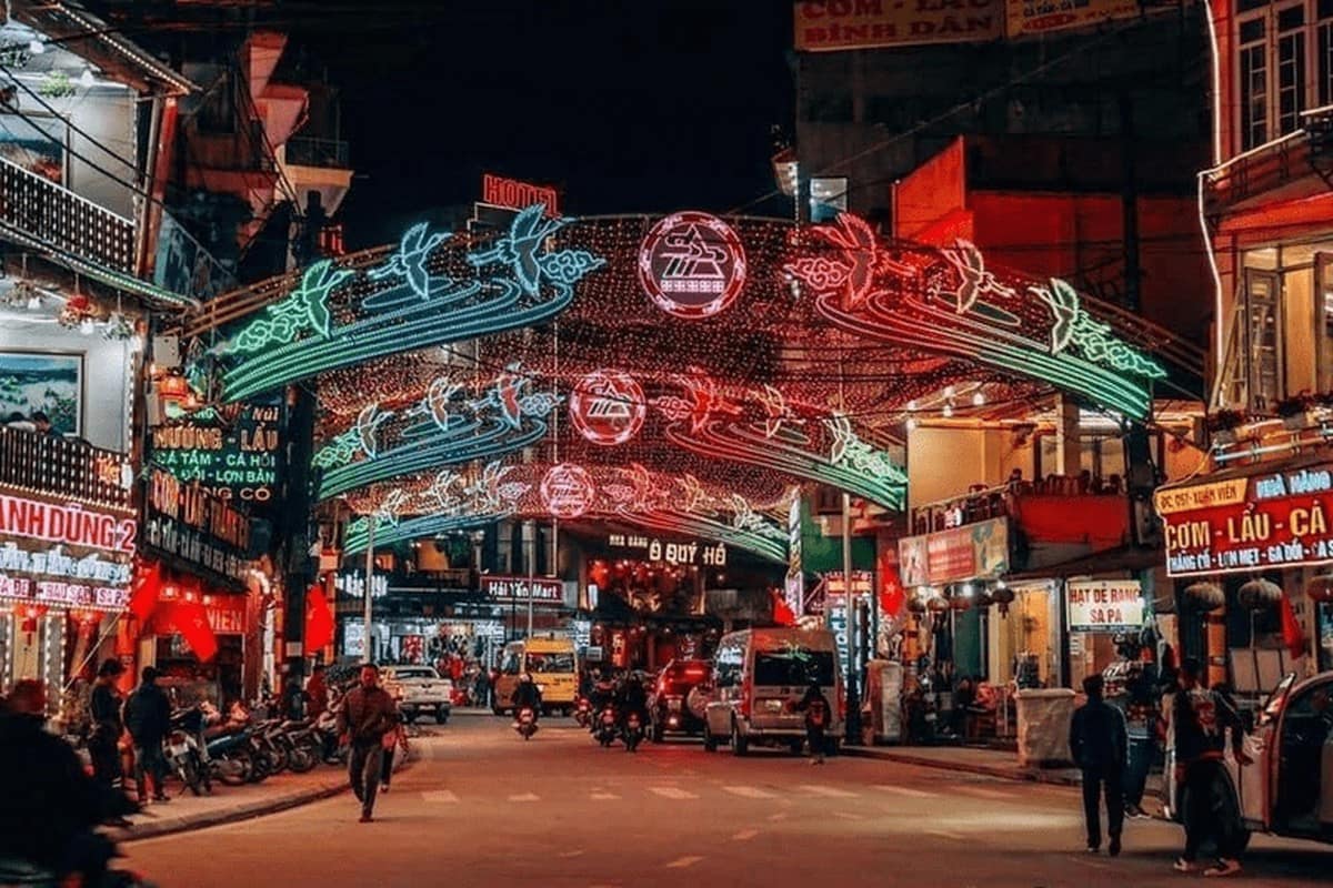 Chợ đêm Sa Pa