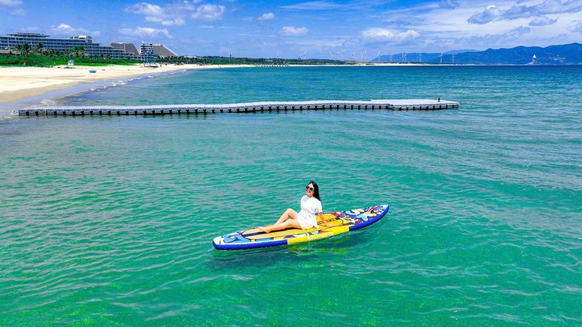 Du lịch Quy Nhơn: Khám phá thiên đường biển với xe ô tô từ Carpla Chèo SUP tại Kỳ Co