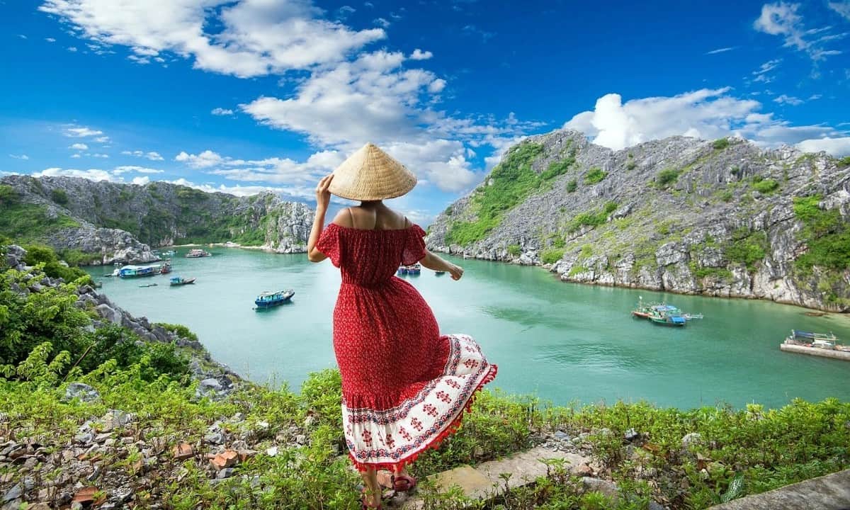 Du lịch Cát Bà: Thiên nhiên hùng vĩ và trải nghiệm di chuyển thuận lợi cùng Carpla Du lịch Cát Bà