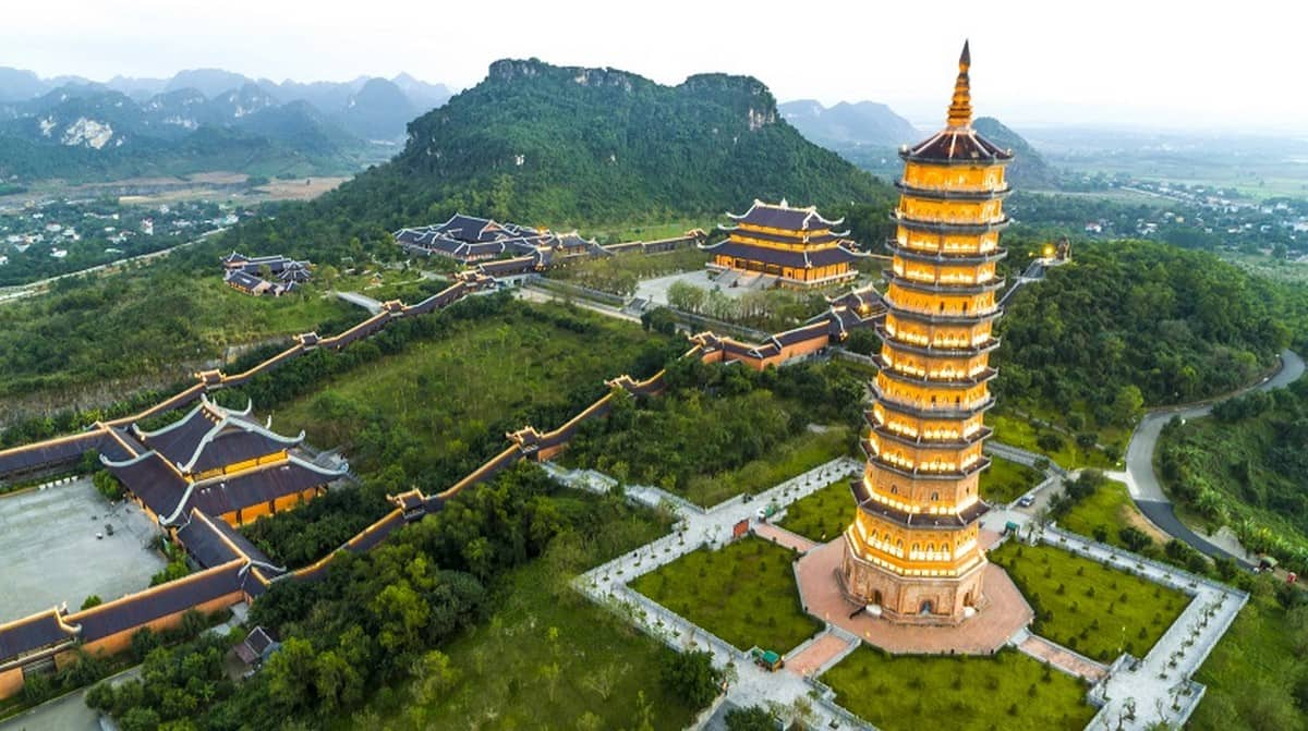 Khám phá Chùa Bái Đính: Điểm đến linh thiêng không thể bỏ lỡ ở Ninh Bình Du lịch chùa Bái Đính