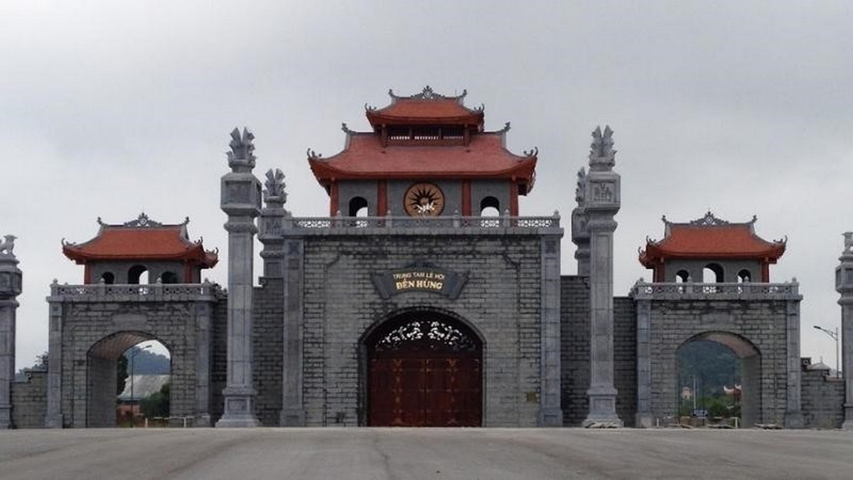 Du lịch Đền Hùng có gì hấp dẫn? Cẩm nang chi tiết cho người mới Du lịch Đền Hùng