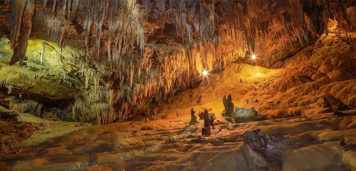 Cẩm Nang Du Lịch Lai Châu - Nét Đẹp Kỳ Vĩ Của Thiên Nhiên Hang Pu Sam Cap