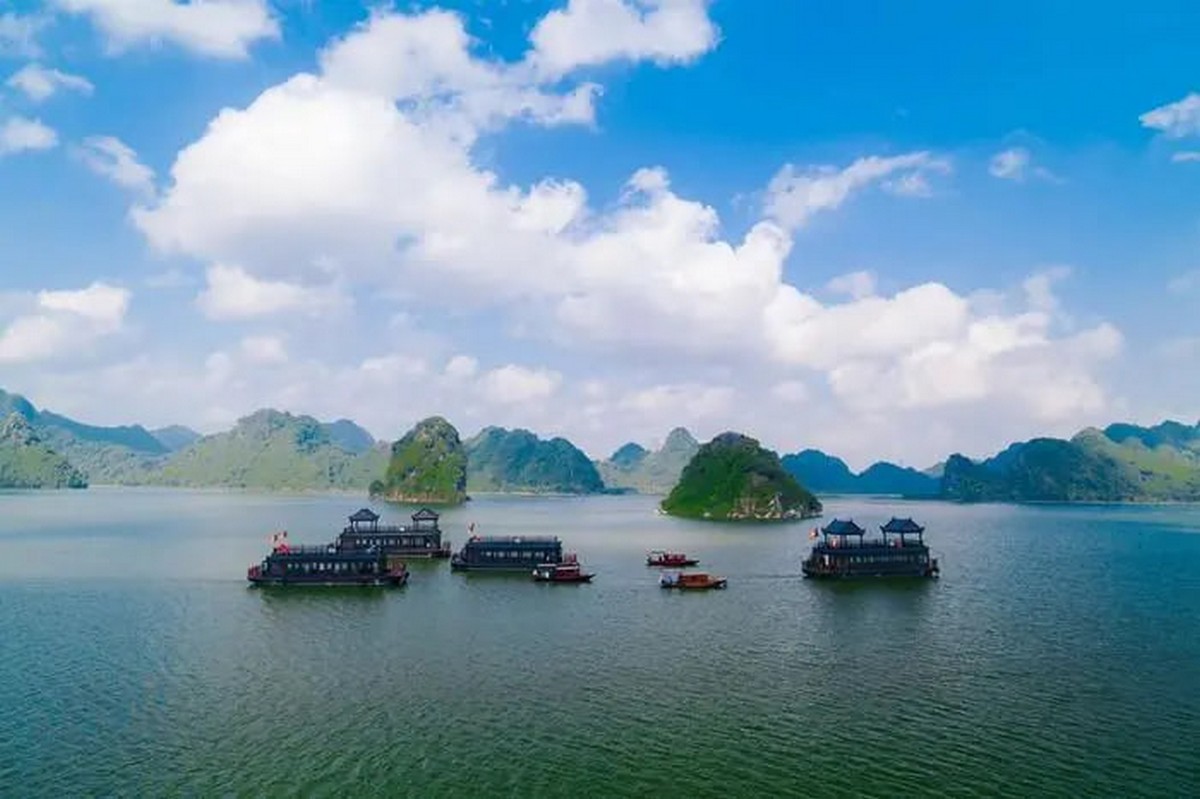 Hồ Tam Chúc