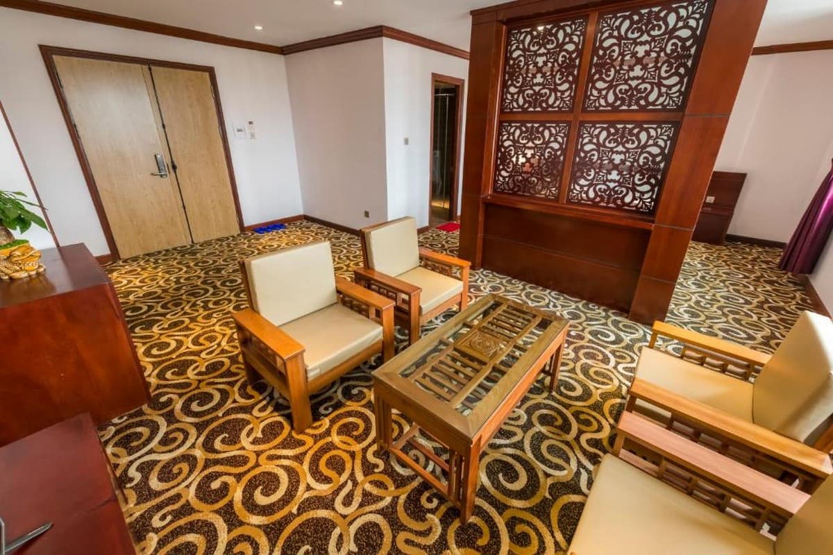 Hoàng Trung hotel