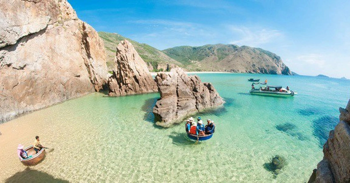 Du lịch Quy Nhơn: Khám phá thiên đường biển với xe ô tô từ Carpla Biển Kỳ Co Quy Nhơn