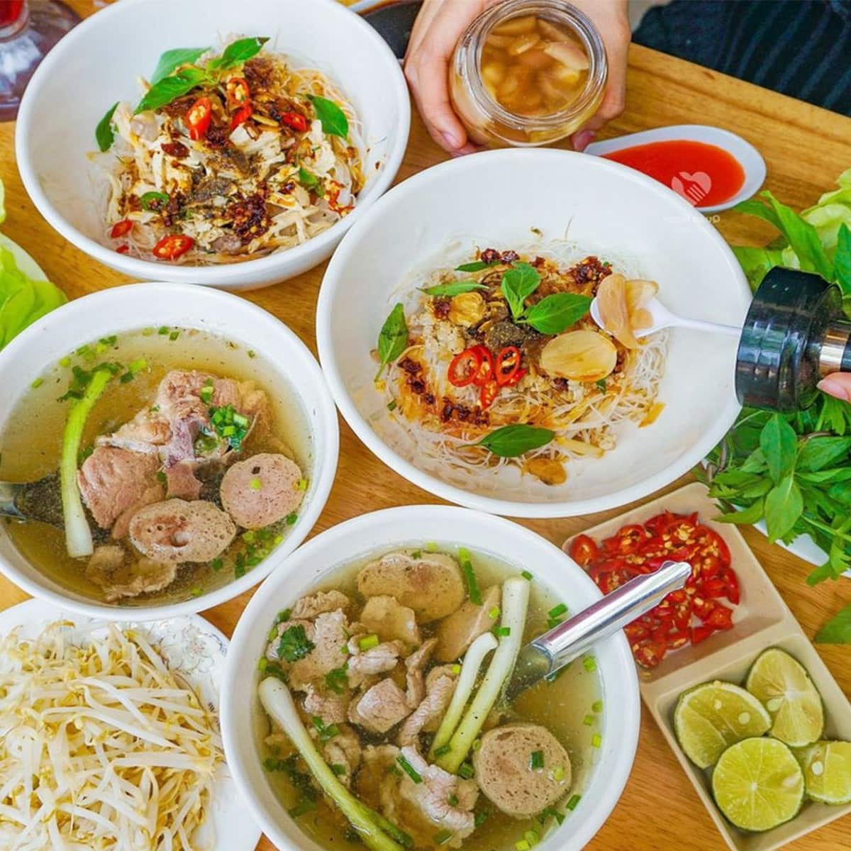 Hành trình du lịch Gia Lai: Kinh nghiệm du lịch đầy đủ Phở khô Gia Lai