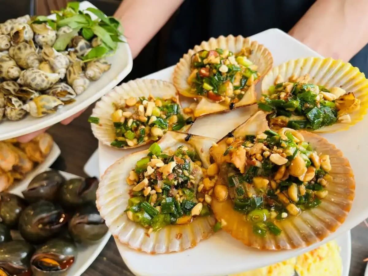 Sò điệp nướng mỡ hành