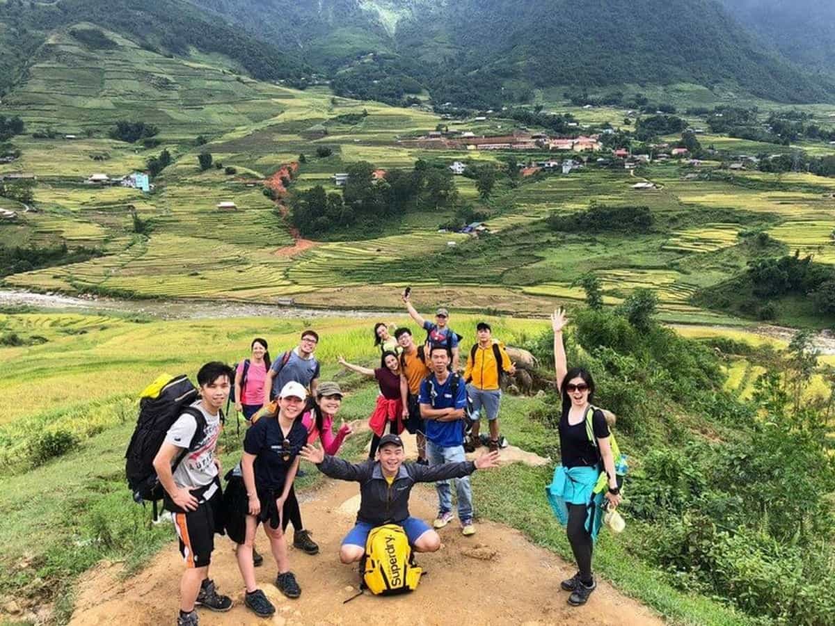 Du lịch Sa Pa: Khám phá vẻ đẹp thiên nhiên và văn hóa đặc sắc Trekking bản Lao Chải - Tả Van
