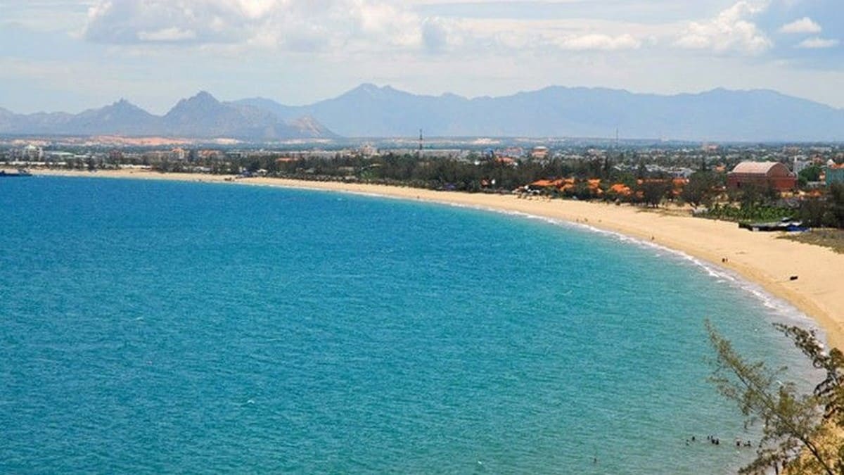 Bãi biển Ninh Chữ Bãi biển Ninh Chữ