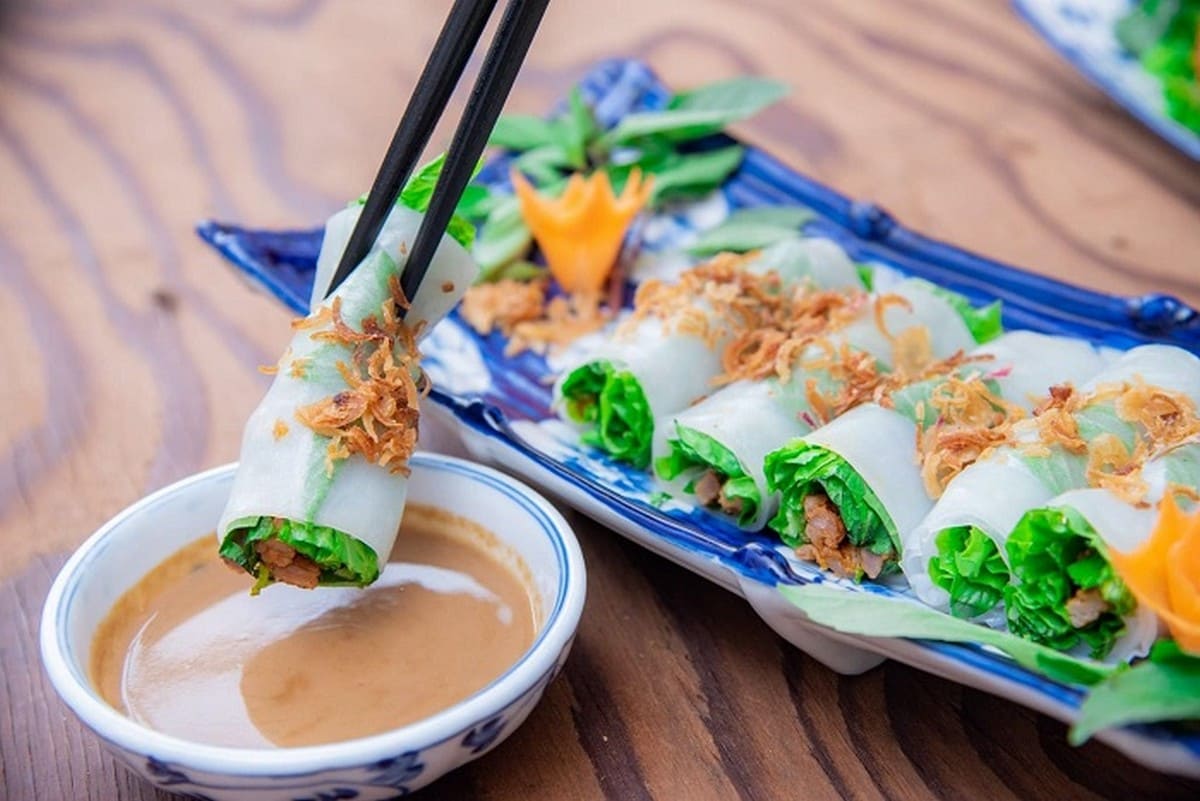 Khám Phá Du Lịch Quảng Trị Và Chuẩn Bị Hành Trang Hoàn Hảo Với Phụ Kiện Carpla Bánh ướt thịt nướng