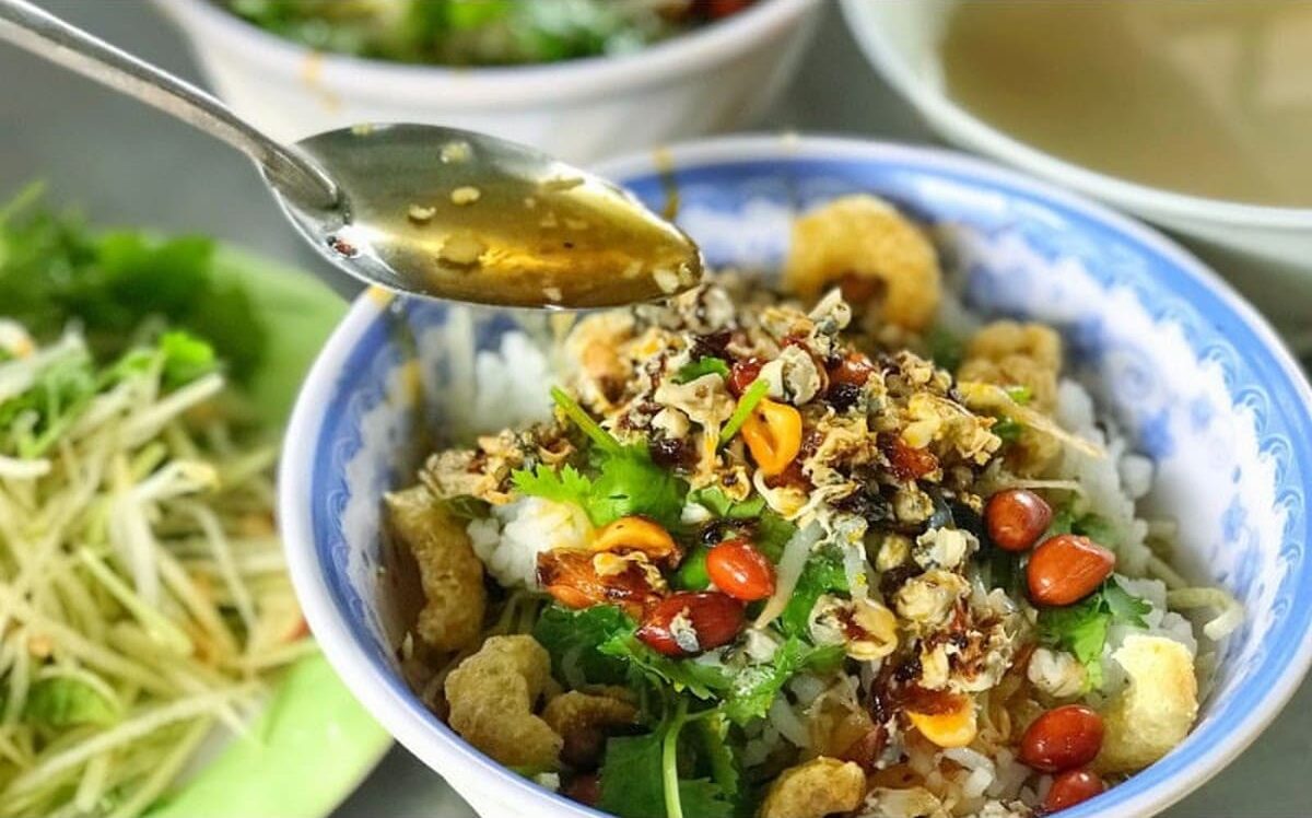Khám Phá Du Lịch Quảng Trị Và Chuẩn Bị Hành Trang Hoàn Hảo Với Phụ Kiện Carpla Bún hến