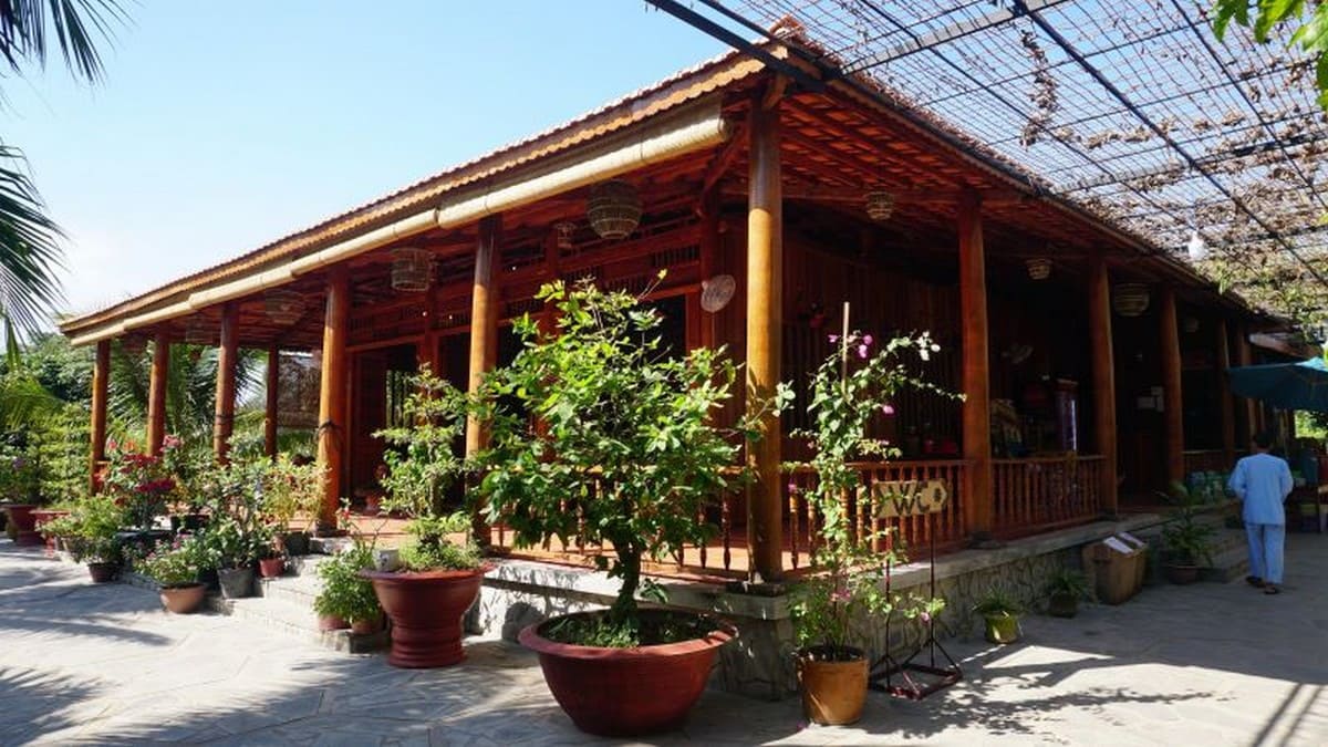 Khám Phá Du Lịch Vĩnh Long Và Chuẩn Bị Hành Trang Hoàn Hảo Với Phụ Kiện Carpla Địa điểm lưu trú khi đi du lịch tại Vĩnh Long