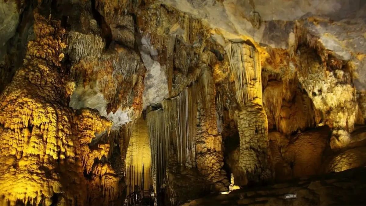Khám Phá Du Lịch Sơn La Và Chuẩn Bị Hành Trang Hoàn Hảo Với Phụ Kiện Carpla Hang Dơi