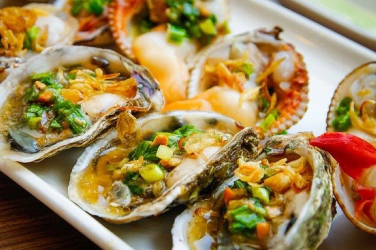 Khám Phá Du Lịch Quảng Trị Và Chuẩn Bị Hành Trang Hoàn Hảo Với Phụ Kiện Carpla Hàu nướng mỡ hành